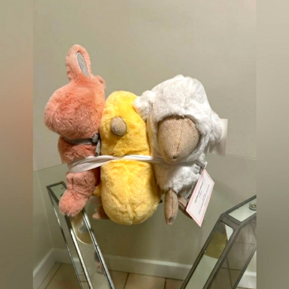 Cupcakes and cashmere Easter Decor pillows